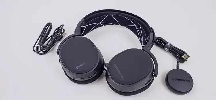 Oyuncu Kulaklığı Önerileri: SteelSeries Arctis 9